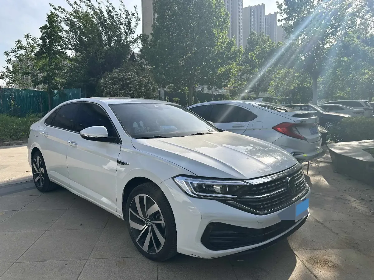 2023 Volkswagen Sagitar 1.5T 160HP L4 7DCT,autocango,china used car exporter,china ev exporter,chinese used car exporter,chinese used ev exporter