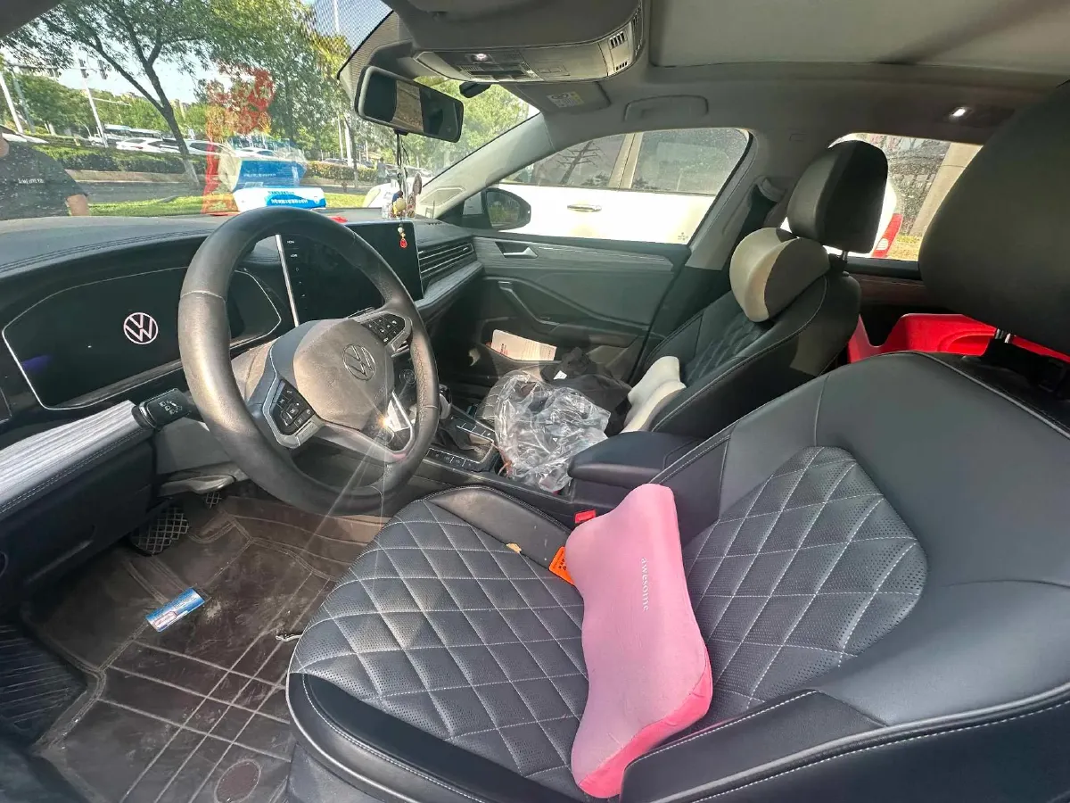 2023 Volkswagen Sagitar 1.5T 160HP L4 7DCT,autocango,china used car exporter,china ev exporter,chinese used car exporter,chinese used ev exporter