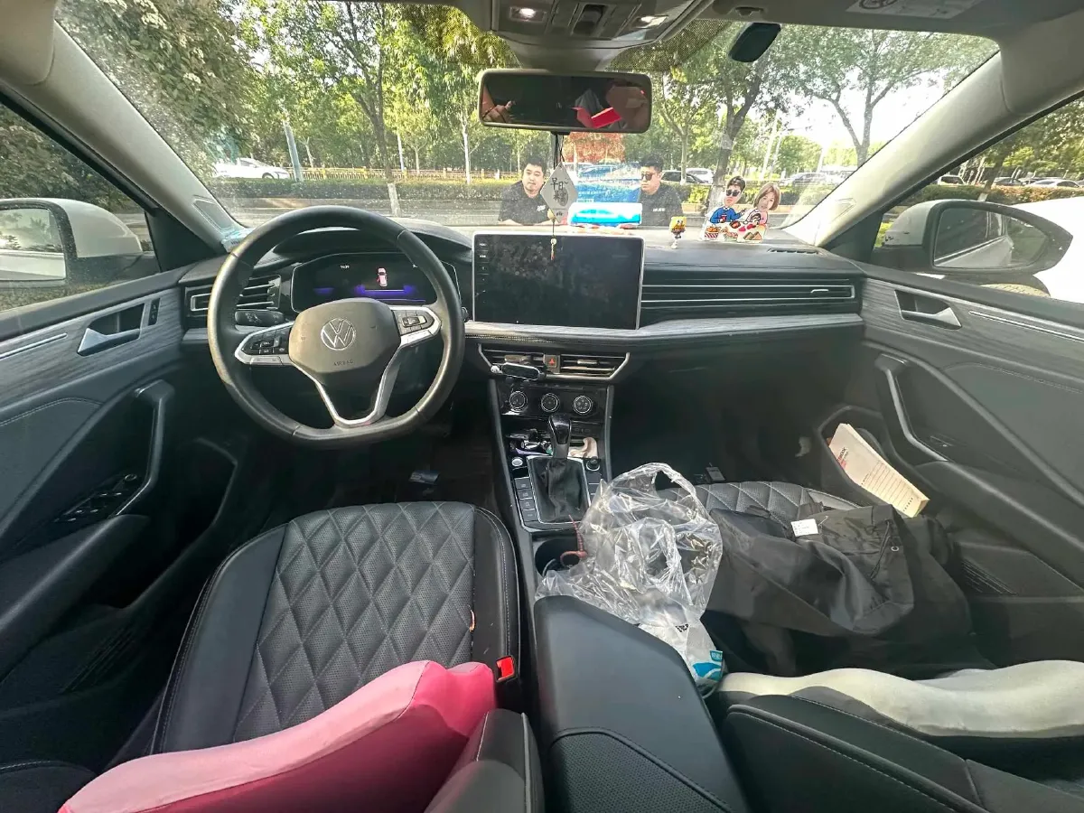 2023 Volkswagen Sagitar 1.5T 160HP L4 7DCT,autocango,china used car exporter,china ev exporter,chinese used car exporter,chinese used ev exporter