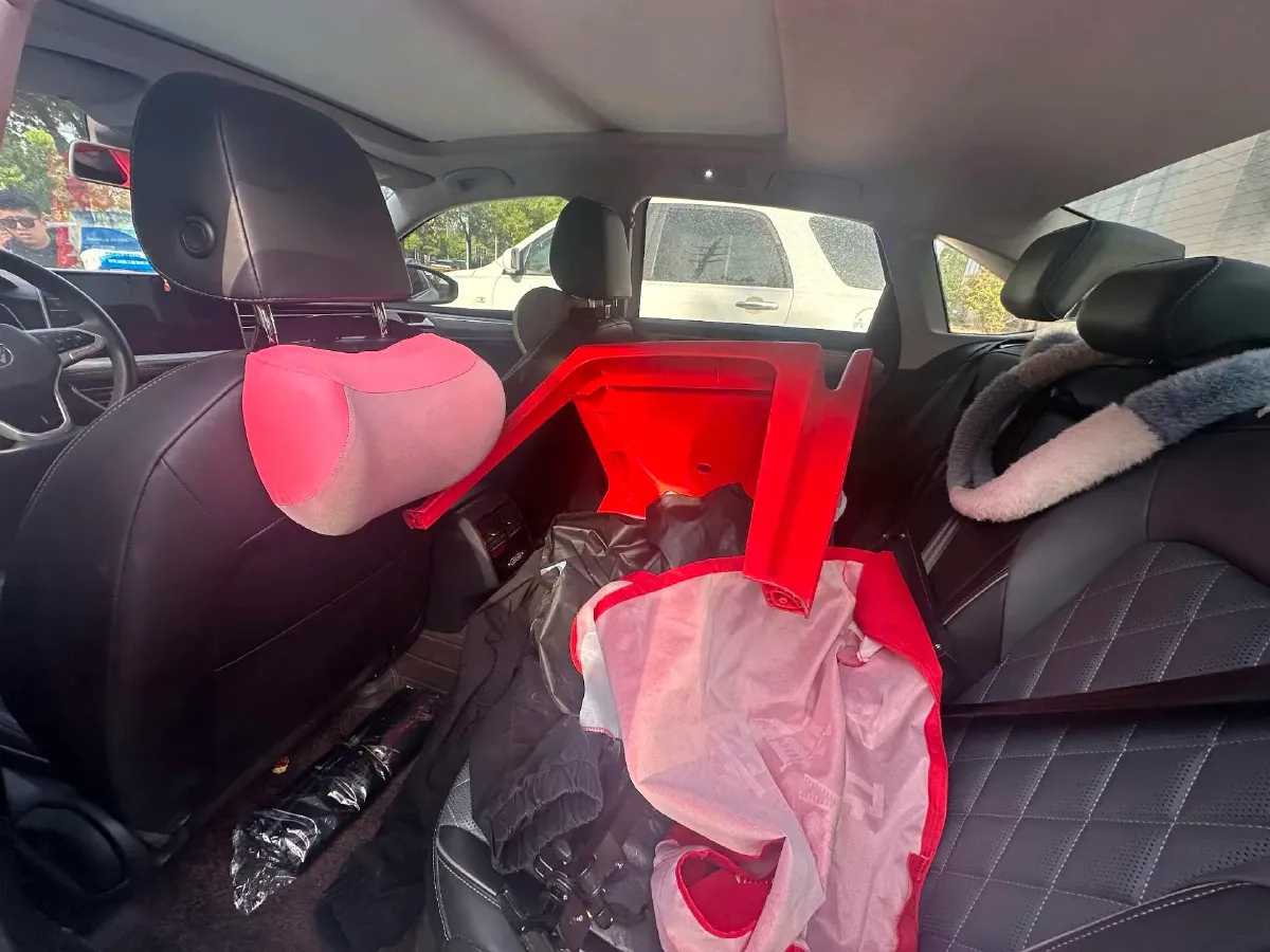 2023 Volkswagen Sagitar 1.5T 160HP L4 7DCT,autocango,china used car exporter,china ev exporter,chinese used car exporter,chinese used ev exporter