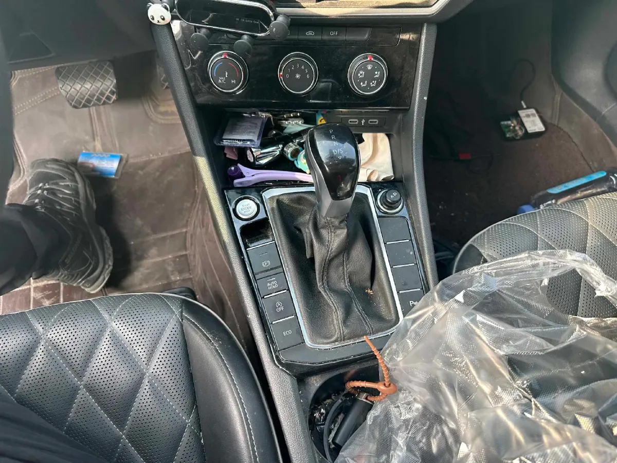 2023 Volkswagen Sagitar 1.5T 160HP L4 7DCT,autocango,china used car exporter,china ev exporter,chinese used car exporter,chinese used ev exporter