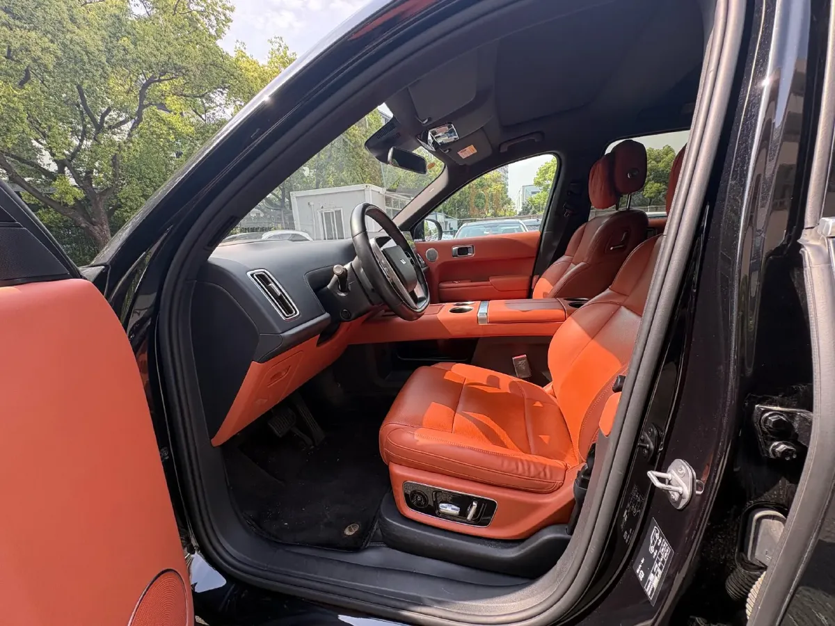 2024 Volvo S60 2.0T 197HP L4 7DCT,autocango,china used car exporter,china ev exporter,chinese used car exporter,chinese used ev exporter