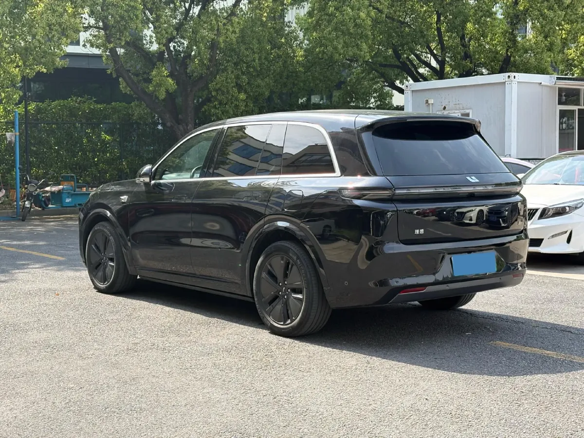 2024 Volvo S60 2.0T 197HP L4 7DCT,autocango,china used car exporter,china ev exporter,chinese used car exporter,chinese used ev exporter