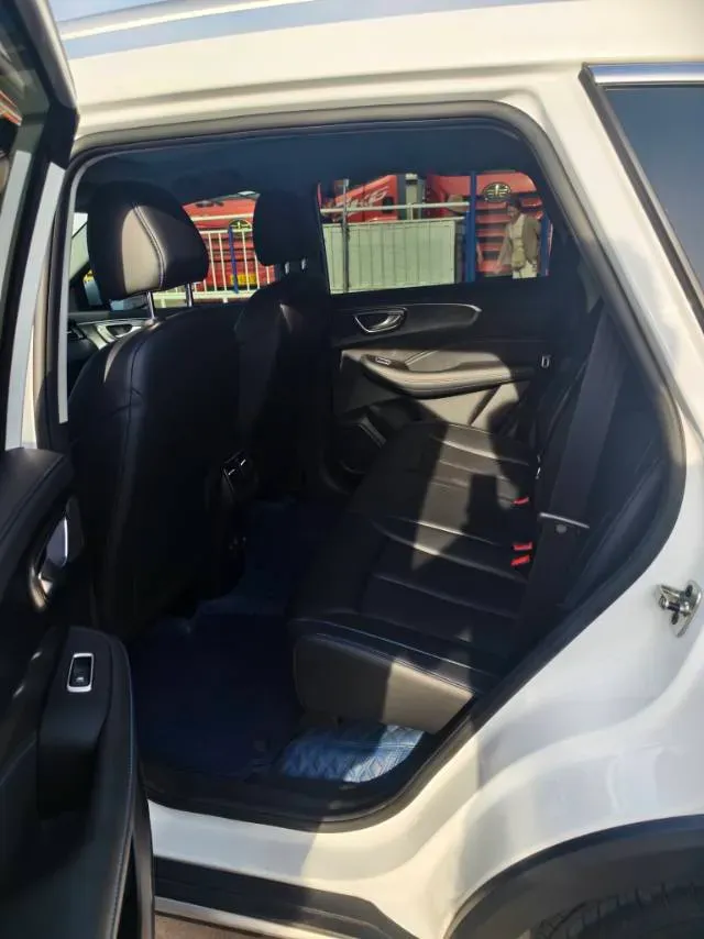 2023 Roewe RX5 1.5T 181HP L4 7DCT,autocango,china used car exporter,china ev exporter,chinese used car exporter,chinese used ev exporter