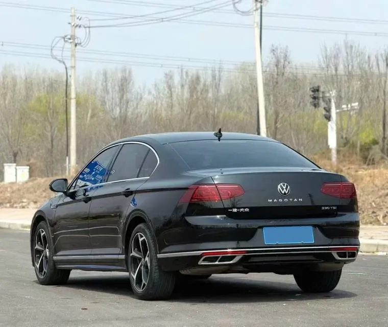2023 Volkswagen Magotan 2.0T 186HP L4 7DCT,autocango,china used car exporter,china ev exporter,chinese used car exporter,chinese used ev exporter