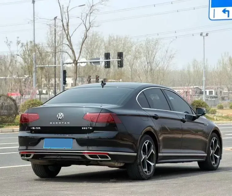 2023 Volkswagen Magotan 2.0T 186HP L4 7DCT,autocango,china used car exporter,china ev exporter,chinese used car exporter,chinese used ev exporter