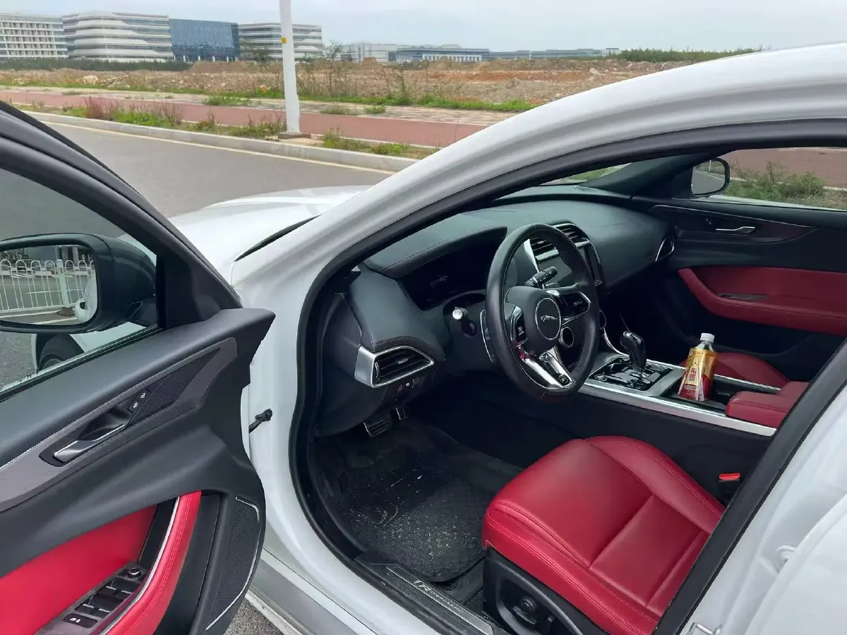 2023 Jaguar XEL 2.0T 250HP L4 8AT,autocango,china used car exporter,china ev exporter,chinese used car exporter,chinese used ev exporter