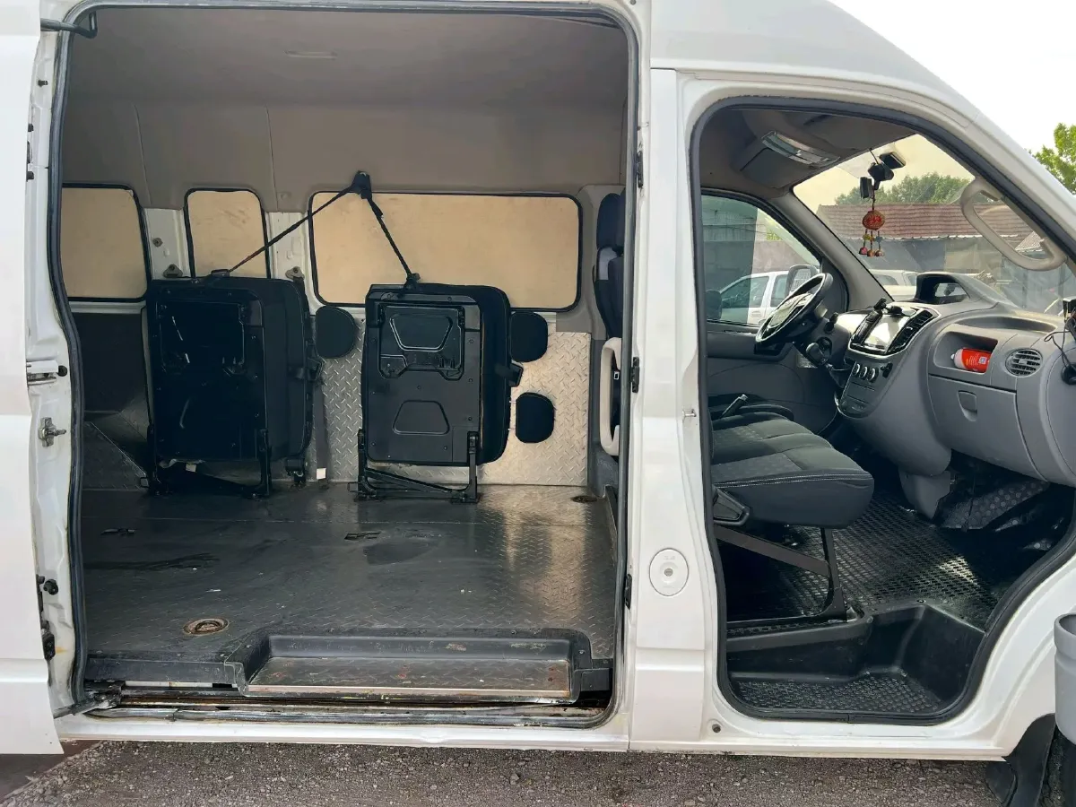 2020 MAXUS T70 2.0T 163HP L4 6MT,autocango,china used car exporter,china ev exporter,chinese used car exporter,chinese used ev exporter