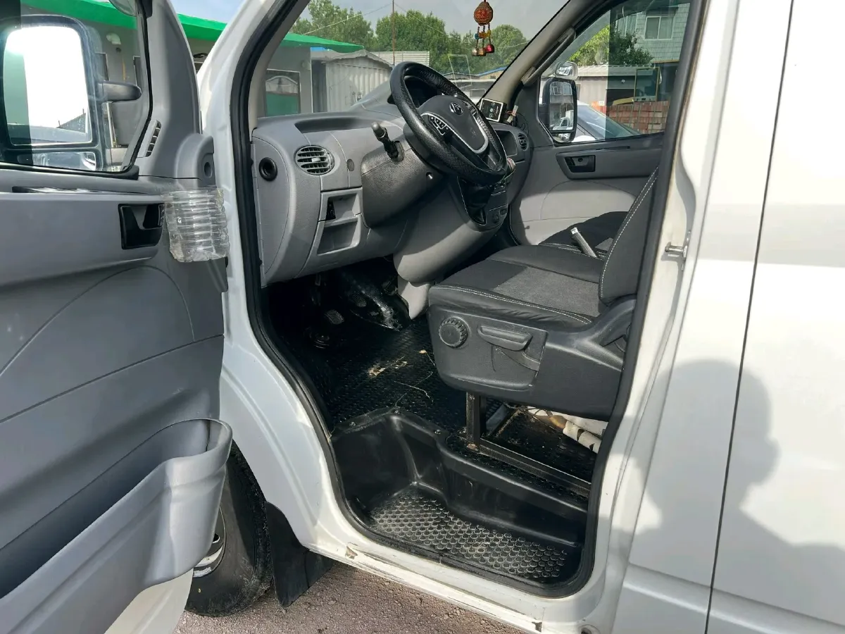 2020 MAXUS T70 2.0T 163HP L4 6MT,autocango,china used car exporter,china ev exporter,chinese used car exporter,chinese used ev exporter