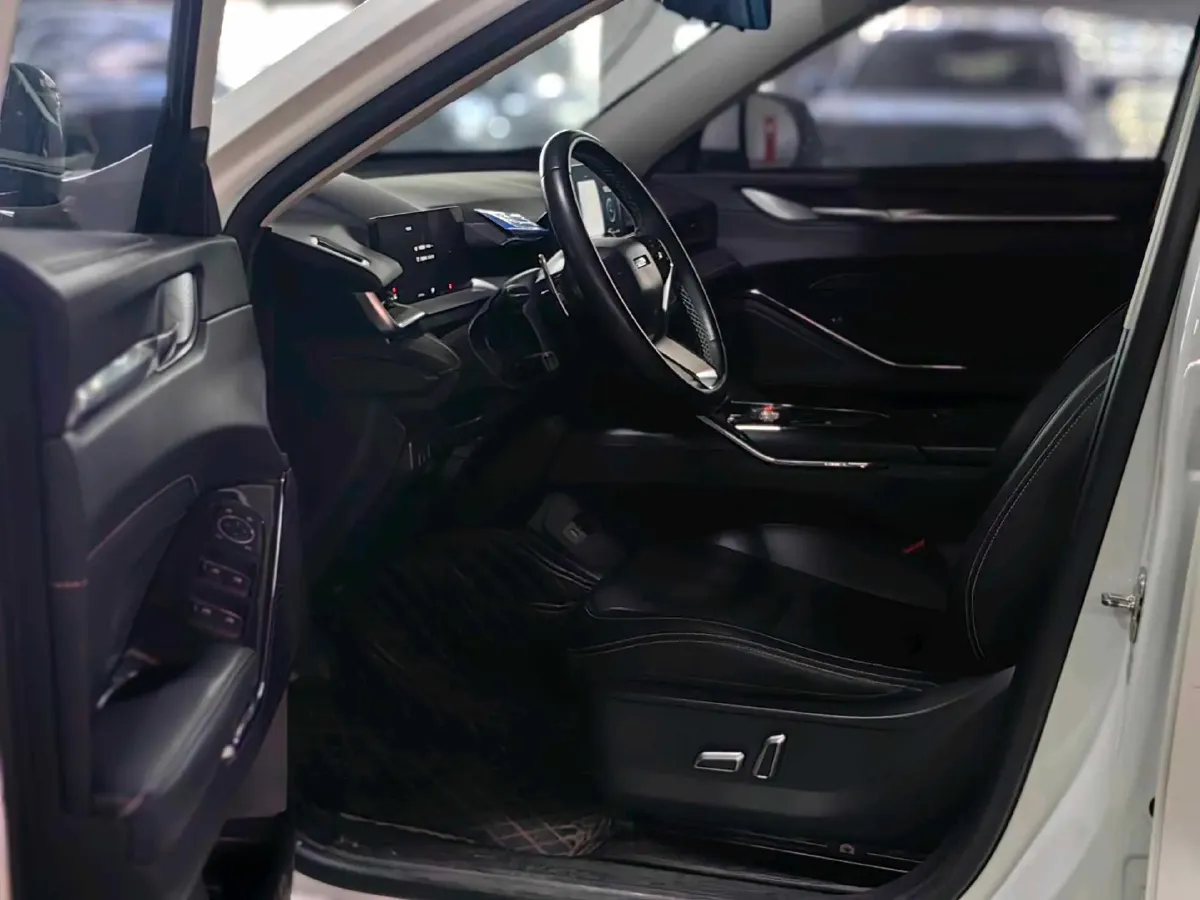 2021 Haval H6 1.5T 169HP L4 7DCT,autocango,china used car exporter,china ev exporter,chinese used car exporter,chinese used ev exporter