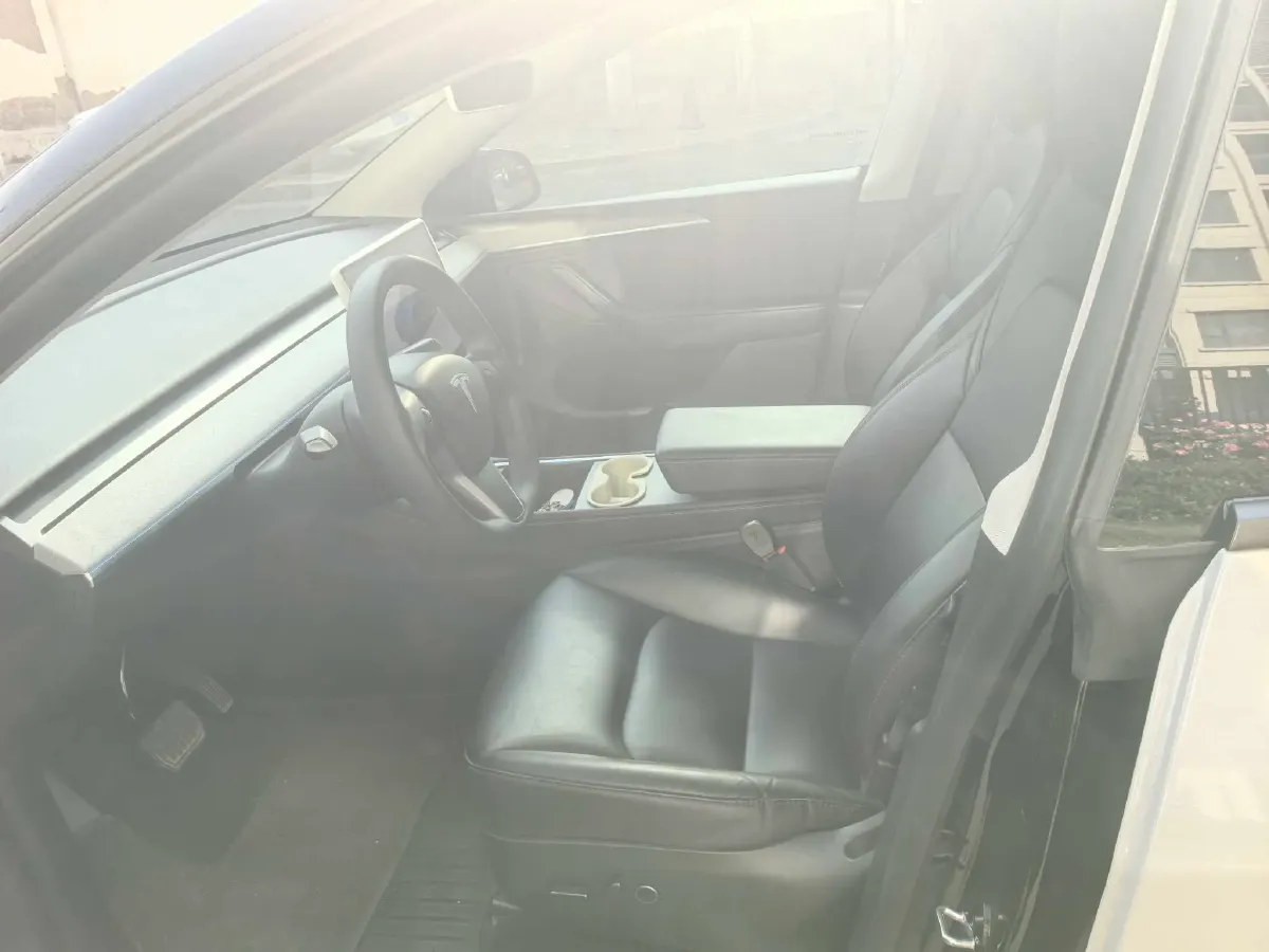 2024 Iveco OuSheng BEV 77.28KWH,autocango,china used car exporter,china ev exporter,chinese used car exporter,chinese used ev exporter