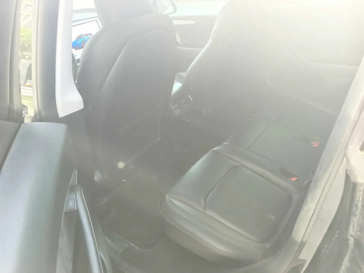 2024 Iveco OuSheng BEV 77.28KWH,autocango,china used car exporter,china ev exporter,chinese used car exporter,chinese used ev exporter