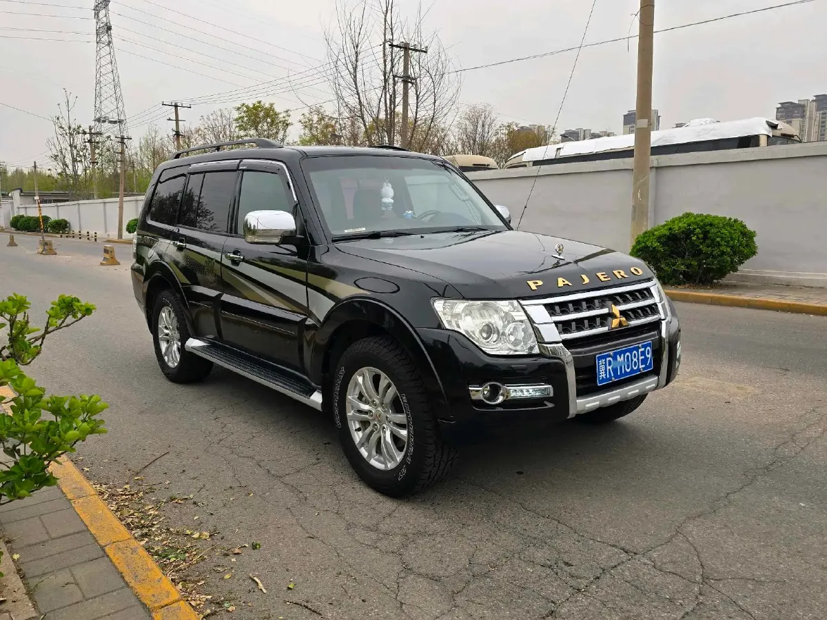 2017 Honda Jade 1.8L 141HP L4 5AT,autocango,china used car exporter,china ev exporter,chinese used car exporter,chinese used ev exporter