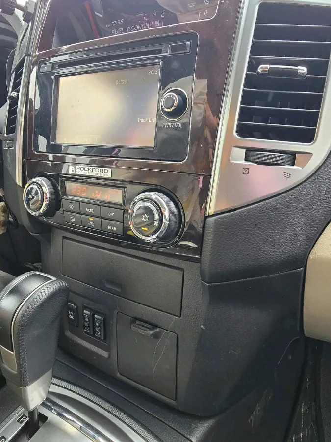 2017 Honda Jade 1.8L 141HP L4 5AT,autocango,china used car exporter,china ev exporter,chinese used car exporter,chinese used ev exporter