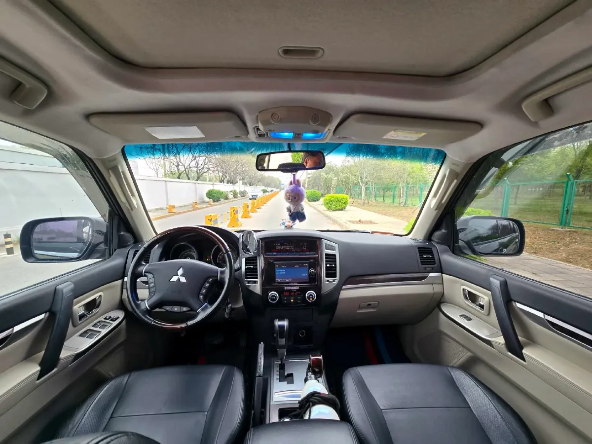 2017 Honda Jade 1.8L 141HP L4 5AT,autocango,china used car exporter,china ev exporter,chinese used car exporter,chinese used ev exporter