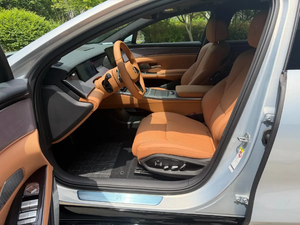 2025 BYD HanL BEV,autocango,china used car exporter,china ev exporter,chinese used car exporter,chinese used ev exporter