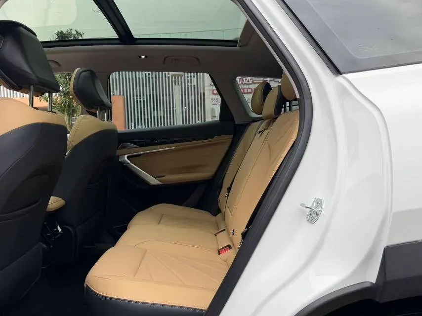 2023 Geely StarRay 1.5T 181HP L4 7DCT,autocango,china used car exporter,china ev exporter,chinese used car exporter,chinese used ev exporter