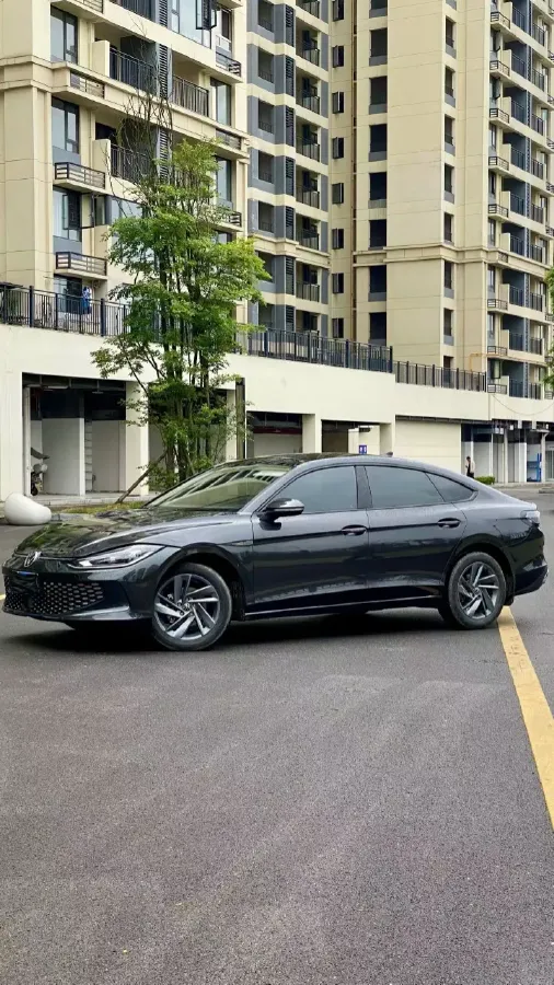 2025 Volkswagen Lamando 1.4T 150HP L4 7DCT,autocango,china used car exporter,china ev exporter,chinese used car exporter,chinese used ev exporter