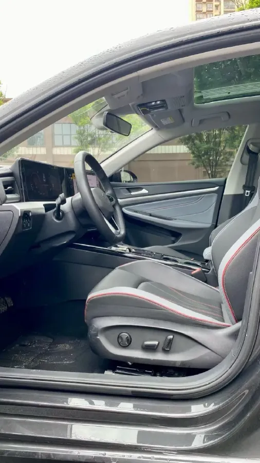 2025 Volkswagen Lamando 1.4T 150HP L4 7DCT,autocango,china used car exporter,china ev exporter,chinese used car exporter,chinese used ev exporter