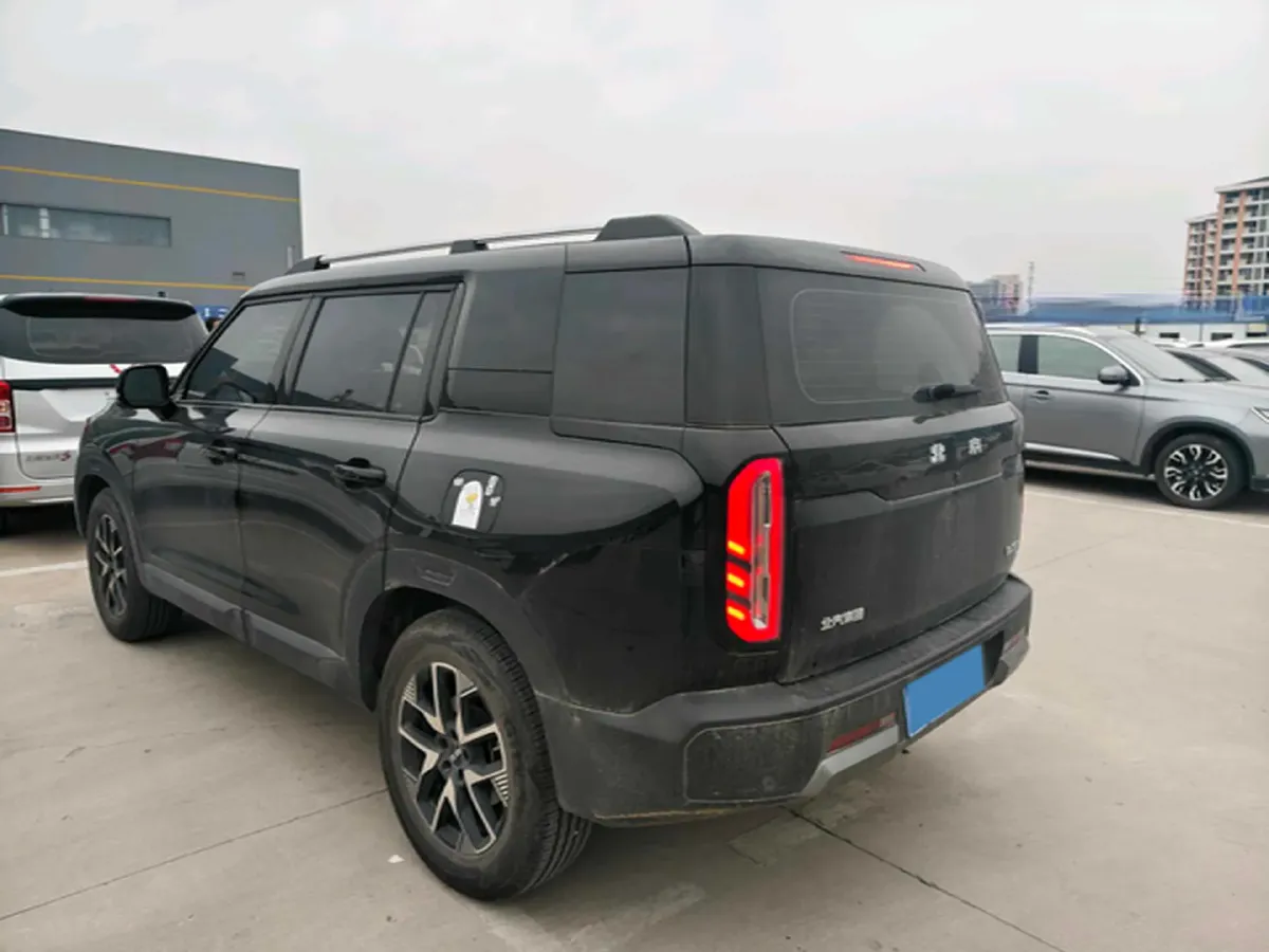 2024 Beijing BJ30 1.5T 188HP L4 7DCT,autocango,china used car exporter,china ev exporter,chinese used car exporter,chinese used ev exporter