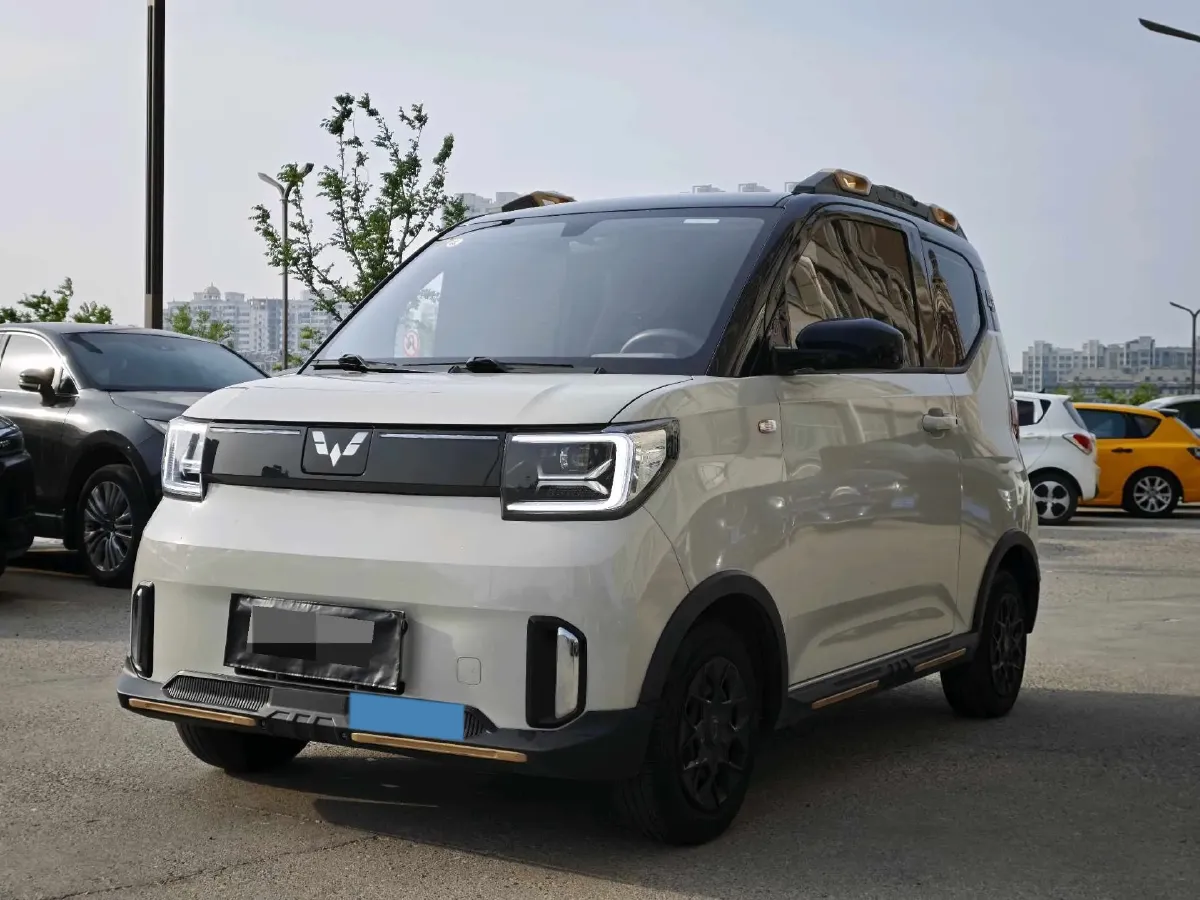 2022 WuLing HongGuang MINI EV BEV 17.3KWH,autocango,china used car exporter,china ev exporter,chinese used car exporter,chinese used ev exporter