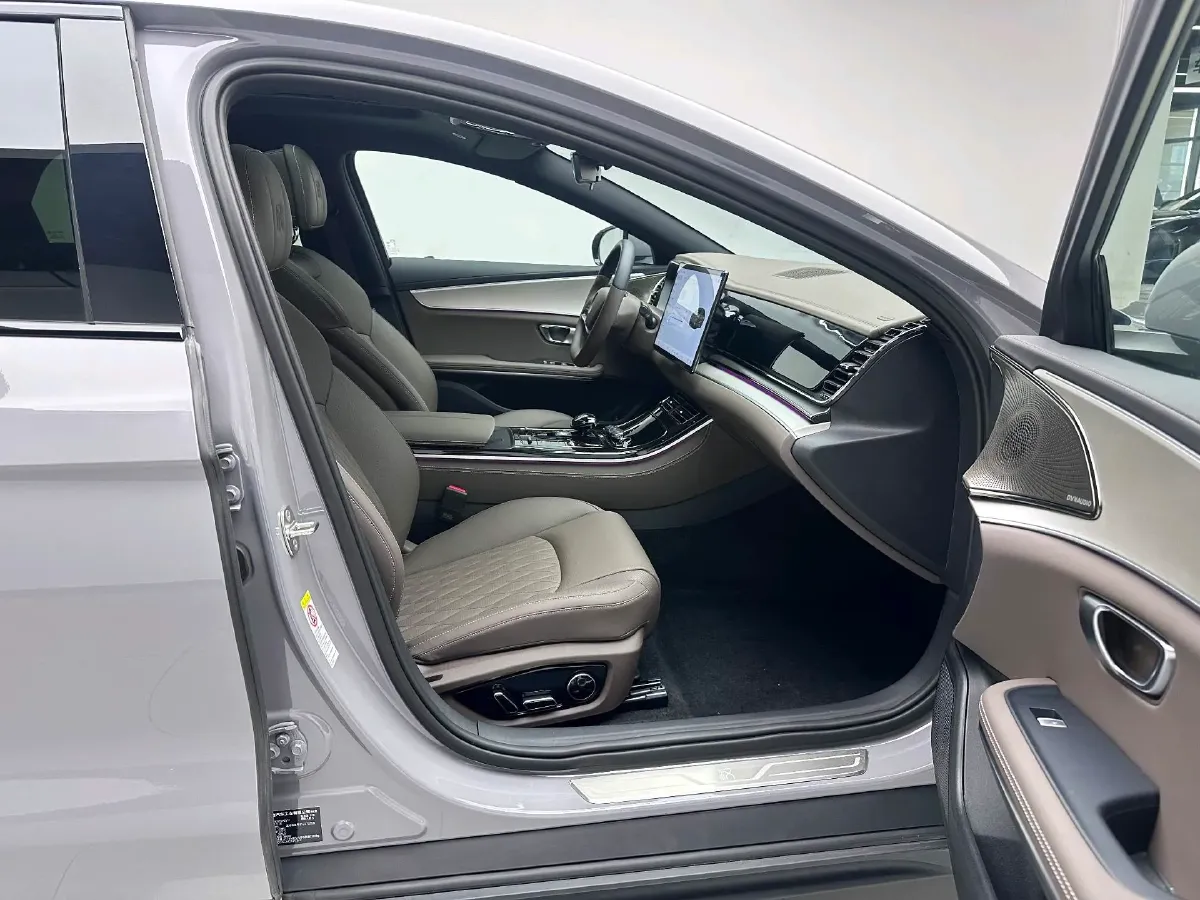 2025 BYD Han 1.5T 156HP L4 E-CVT PHEV,autocango,china used car exporter,china ev exporter,chinese used car exporter,chinese used ev exporter