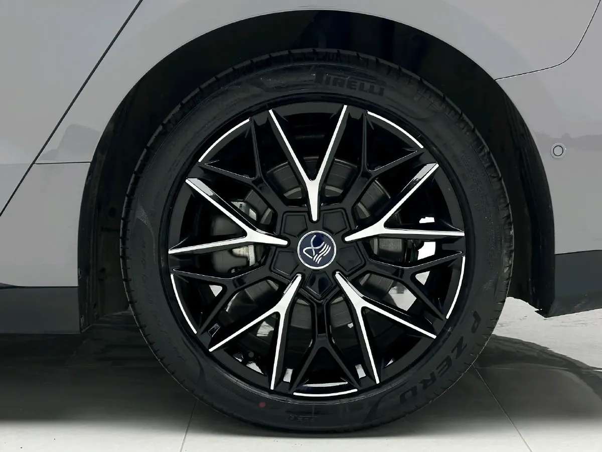 2025 BYD Han 1.5T 156HP L4 E-CVT PHEV,autocango,china used car exporter,china ev exporter,chinese used car exporter,chinese used ev exporter