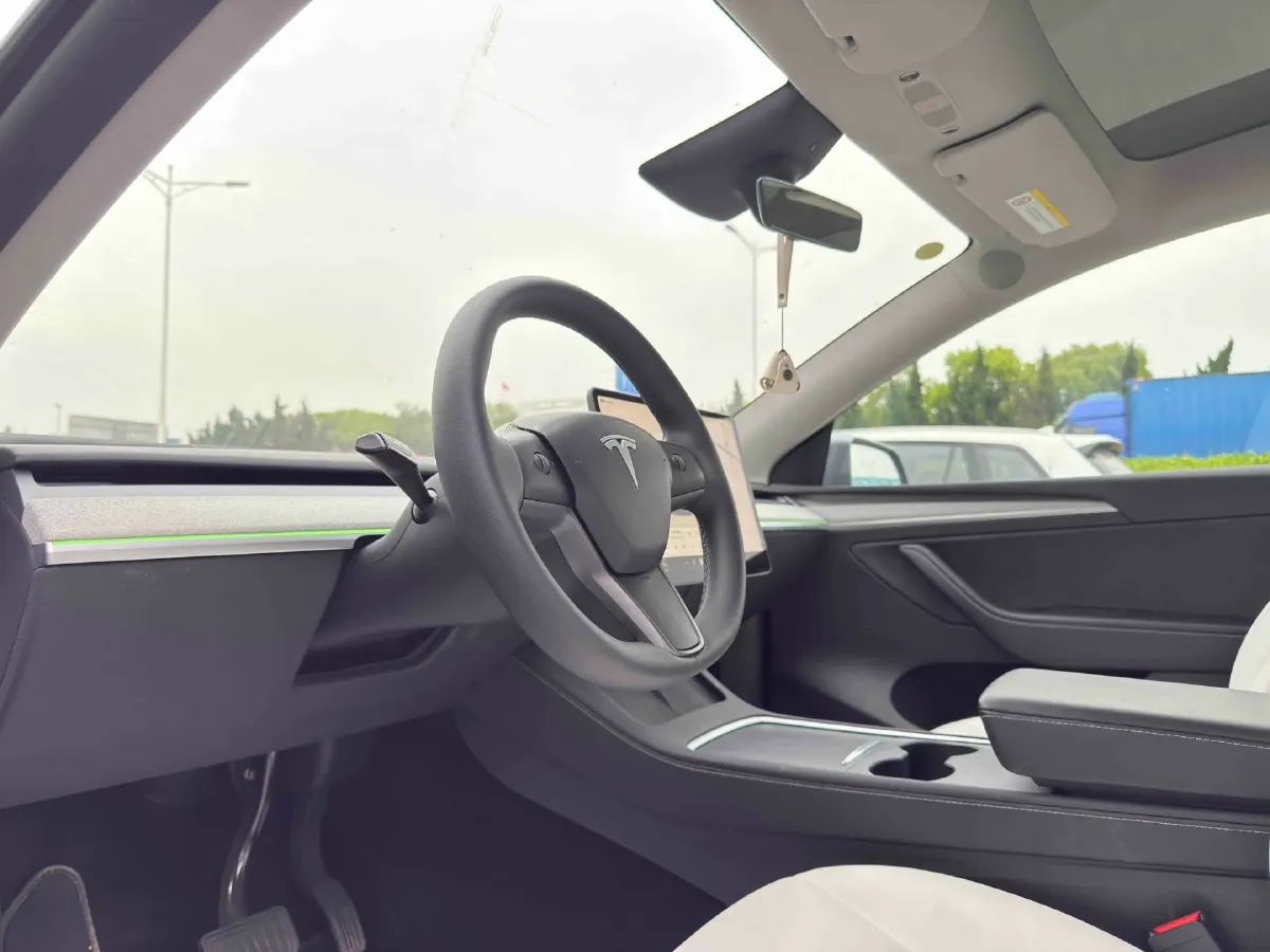 2024 Iveco OuSheng BEV 77.28KWH,autocango,china used car exporter,china ev exporter,chinese used car exporter,chinese used ev exporter