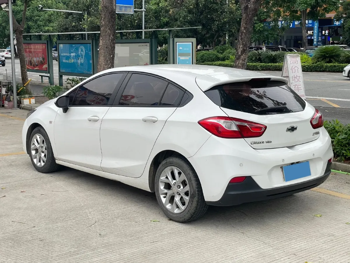2018 Chevrolet Cruze 1.5L 114HP L4 6AT,autocango,china used car exporter,china ev exporter,chinese used car exporter,chinese used ev exporter