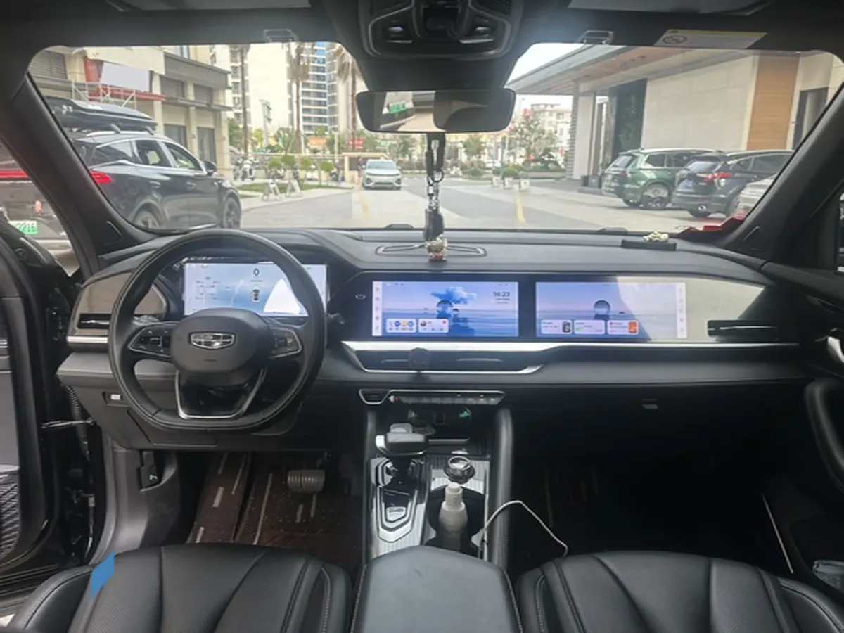 2024 Geely Monjaro 2.0T 218HP L4 7DCT,autocango,china used car exporter,china ev exporter,chinese used car exporter,chinese used ev exporter