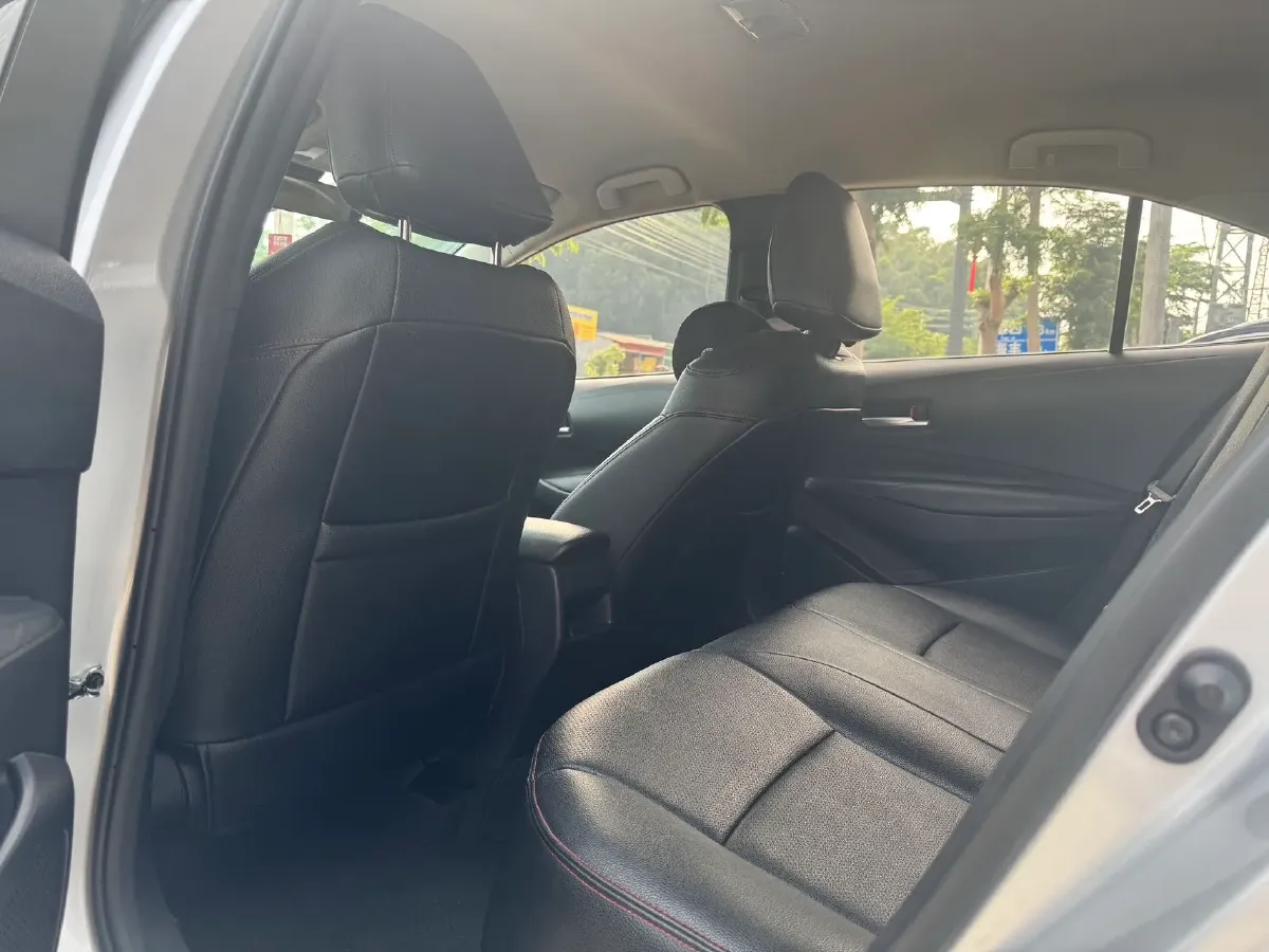 2022 Toyota Corolla 1.2T 116HP L4 CVT,autocango,china used car exporter,china ev exporter,chinese used car exporter,chinese used ev exporter