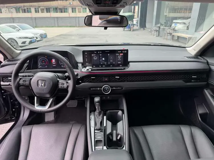 2023 Kia Sportage 2.0L 150HP L4 6AT Hybrid,autocango,china used car exporter,china ev exporter,chinese used car exporter,chinese used ev exporter