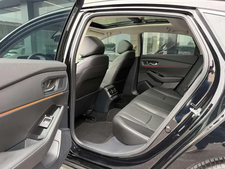 2023 Kia Sportage 2.0L 150HP L4 6AT Hybrid,autocango,china used car exporter,china ev exporter,chinese used car exporter,chinese used ev exporter