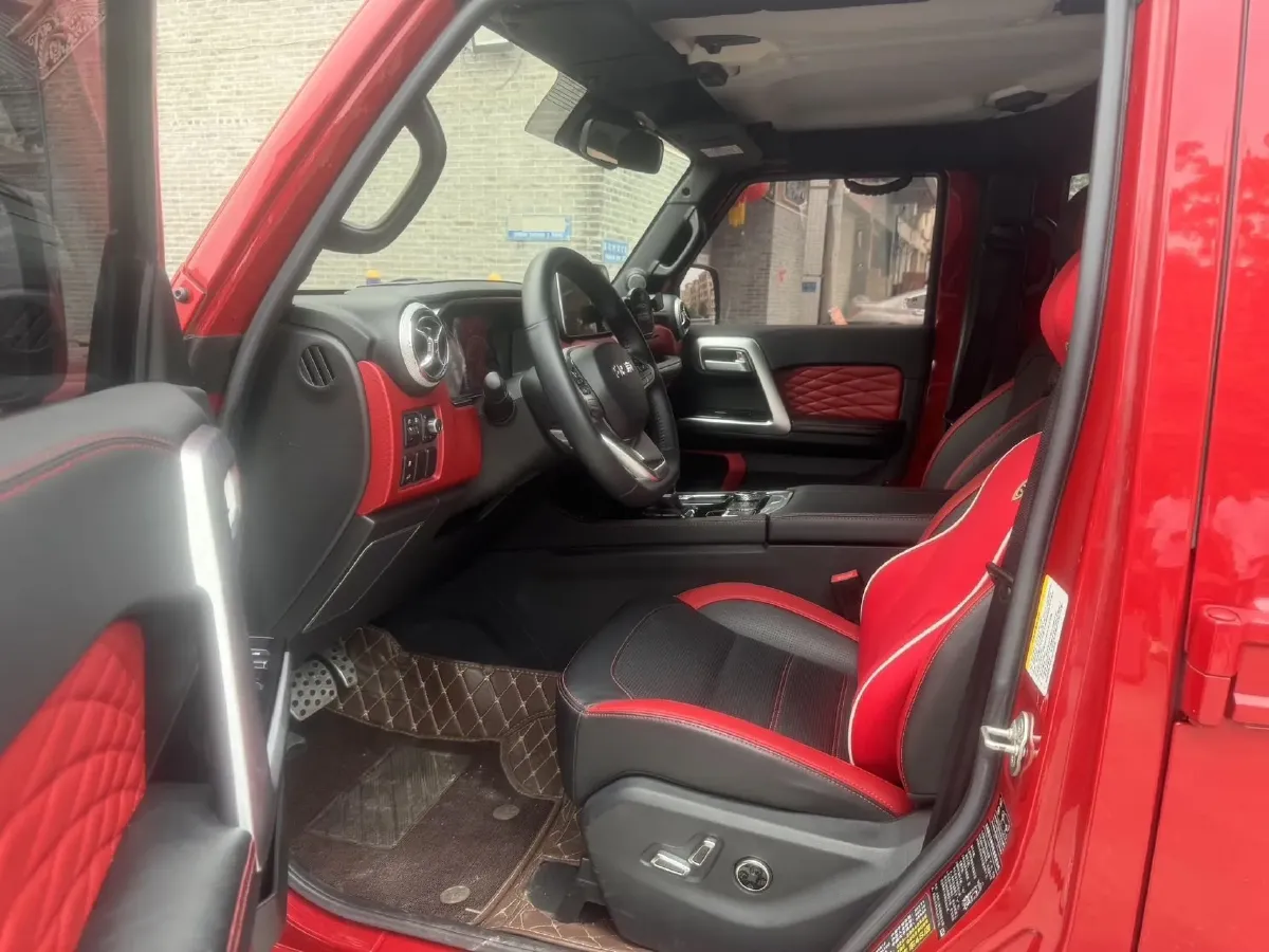 2023 Beijing BJ40 2.0T 224HP L4 8AT,autocango,china used car exporter,china ev exporter,chinese used car exporter,chinese used ev exporter