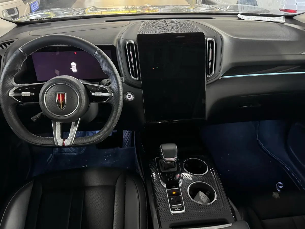 2023 HongQi HS3 1.5T 169HP L4 7DCT,autocango,china used car exporter,china ev exporter,chinese used car exporter,chinese used ev exporter