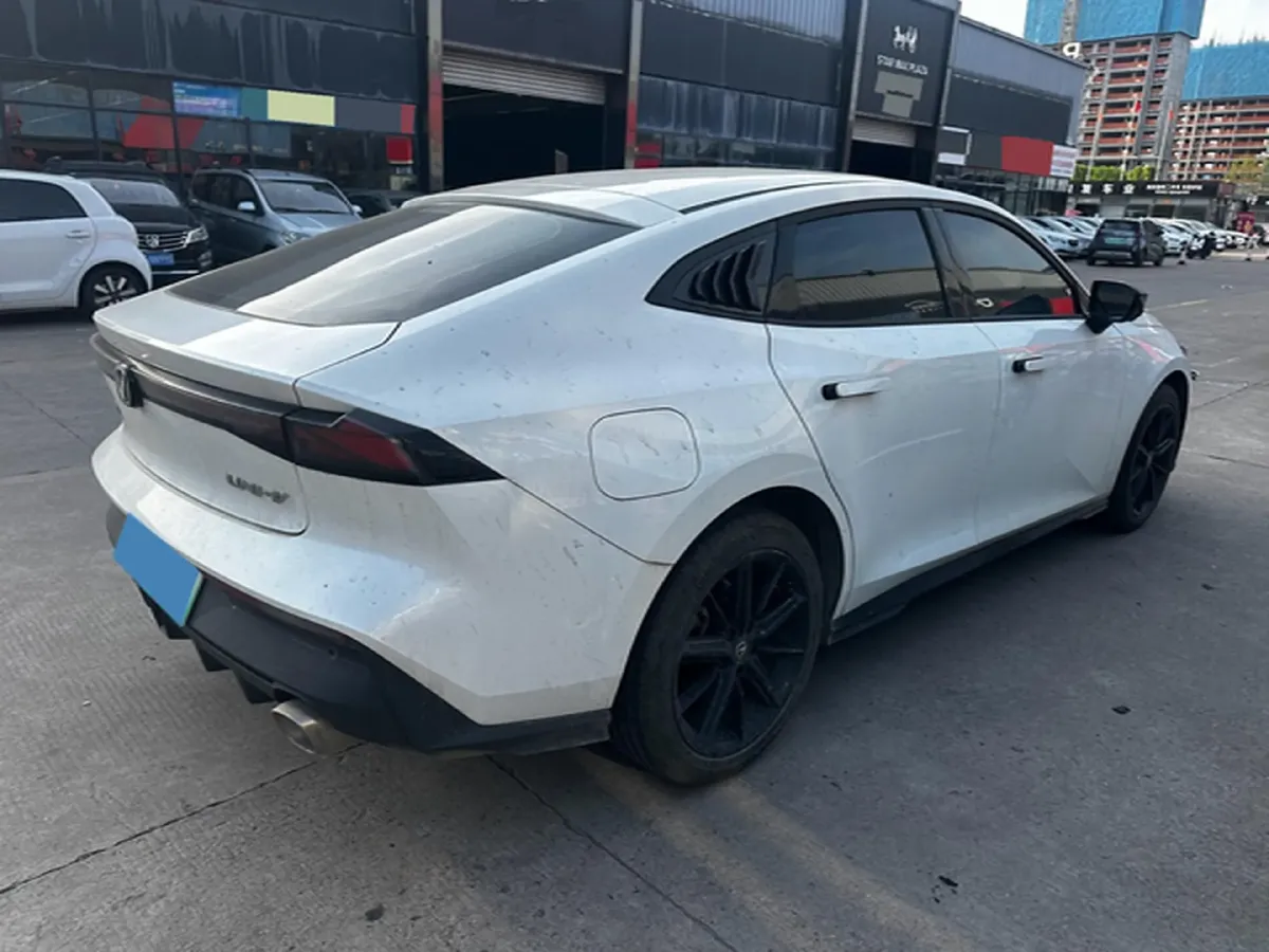 2023 ChangAn UNI-V iDD 1.5T 170HP L4 6TCT PHEV 18.4KWH,autocango,china used car exporter,china ev exporter,chinese used car exporter,chinese used ev exporter