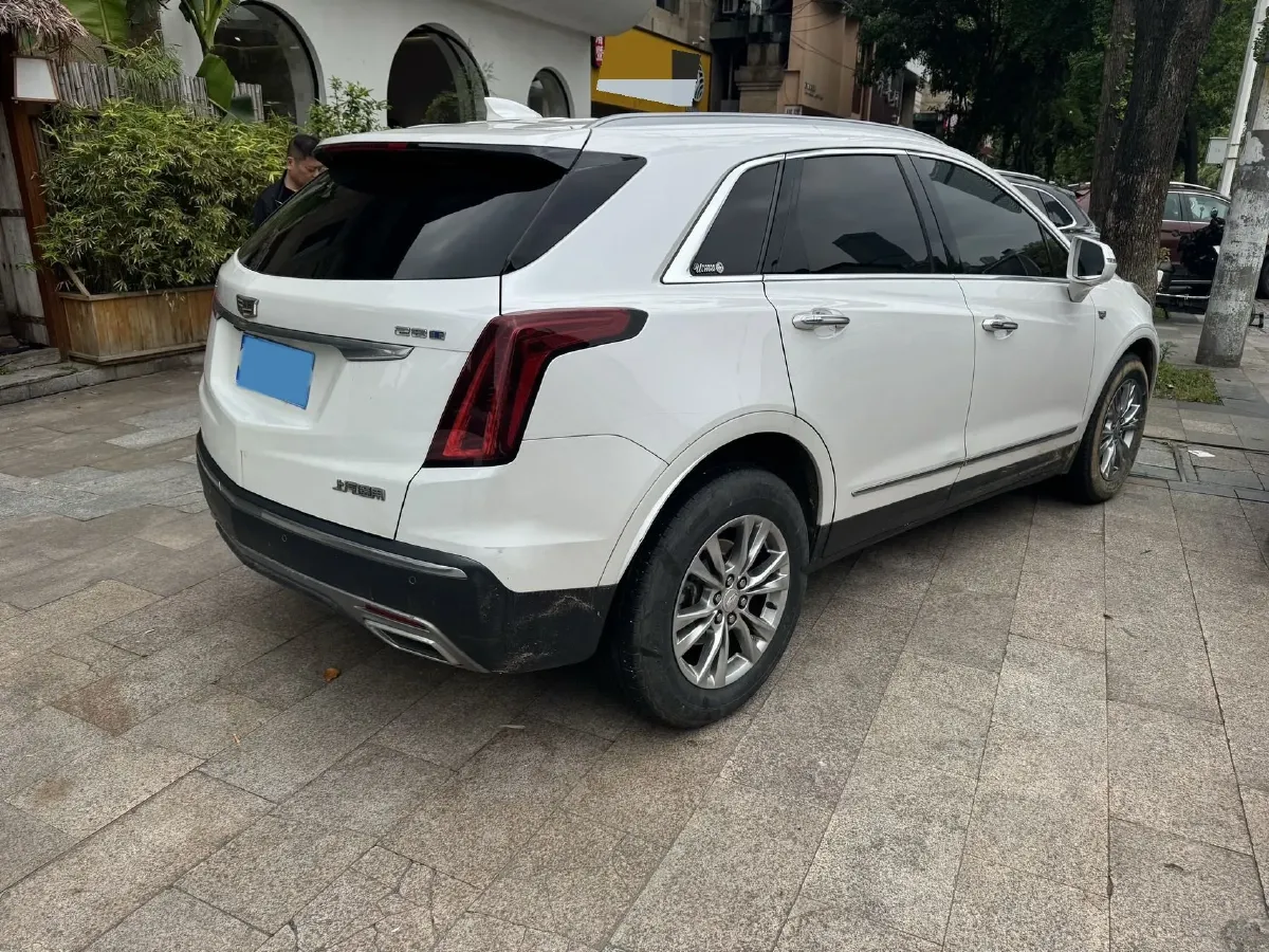 2022 Cadillac XT5 2.0T 237HP L4 9AT,autocango,china used car exporter,china ev exporter,chinese used car exporter,chinese used ev exporter