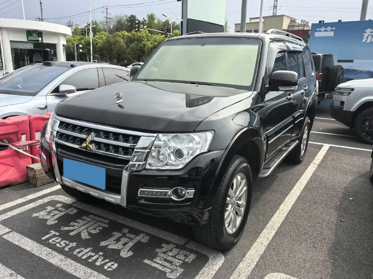 2017 Honda Jade 1.8L 141HP L4 5AT,autocango,china used car exporter,china ev exporter,chinese used car exporter,chinese used ev exporter