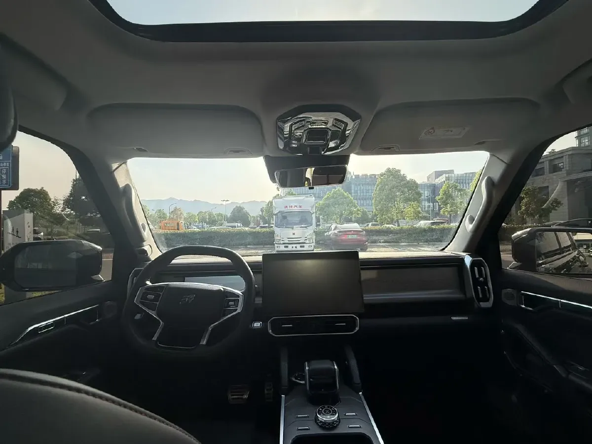 2023 Jetour Traveller 2.0T 254HP L4 7DCT,autocango,china used car exporter,china ev exporter,chinese used car exporter,chinese used ev exporter