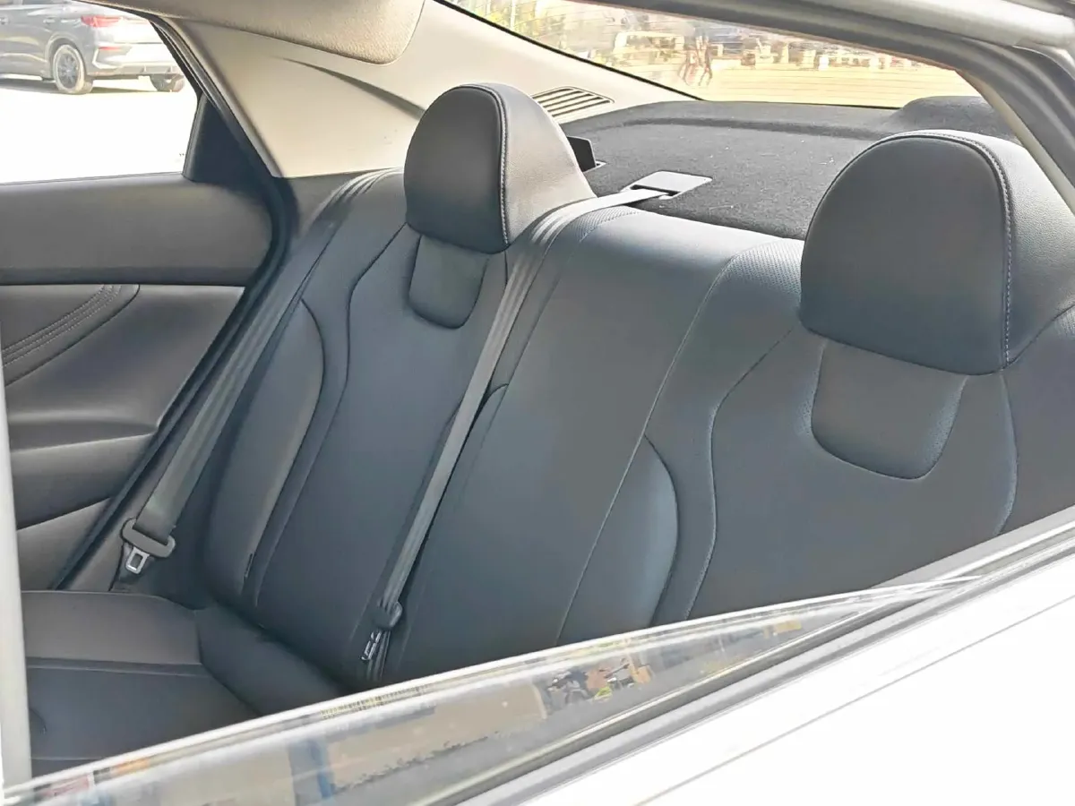 2021 Hyundai Elantra 1.5L 115HP L4 CVT,autocango,china used car exporter,china ev exporter,chinese used car exporter,chinese used ev exporter