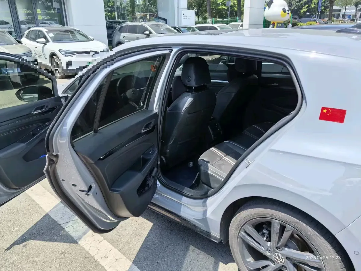 2023 Volkswagen Golf 1.4T 150HP L4 7DCT,autocango,china used car exporter,china ev exporter,chinese used car exporter,chinese used ev exporter