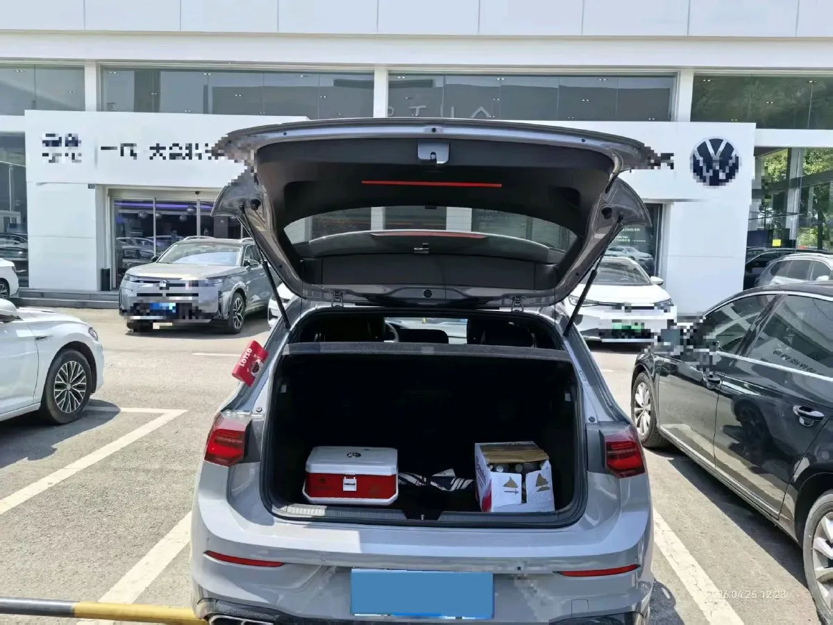 2023 Volkswagen Golf 1.4T 150HP L4 7DCT,autocango,china used car exporter,china ev exporter,chinese used car exporter,chinese used ev exporter