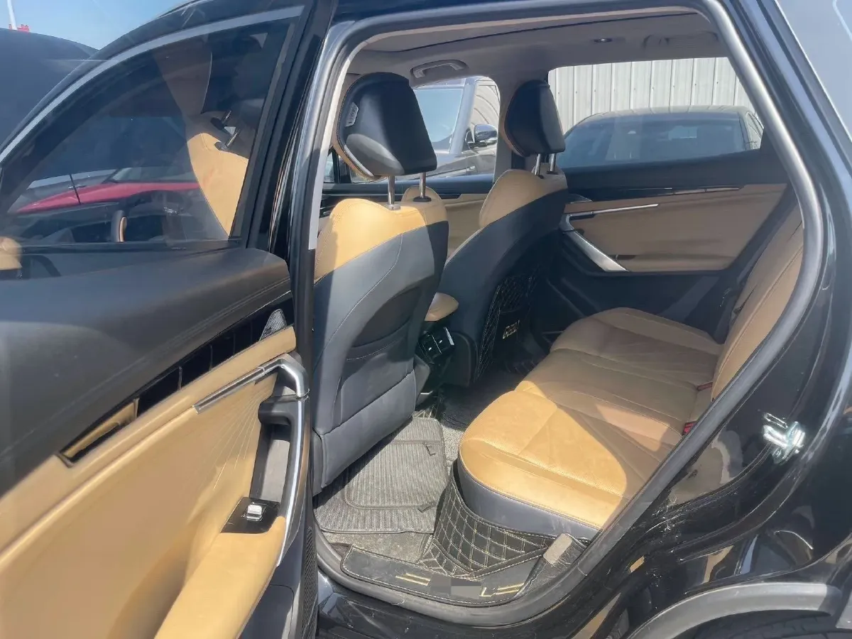 2023 Geely StarRay 1.5T 181HP L4 7DCT,autocango,china used car exporter,china ev exporter,chinese used car exporter,chinese used ev exporter