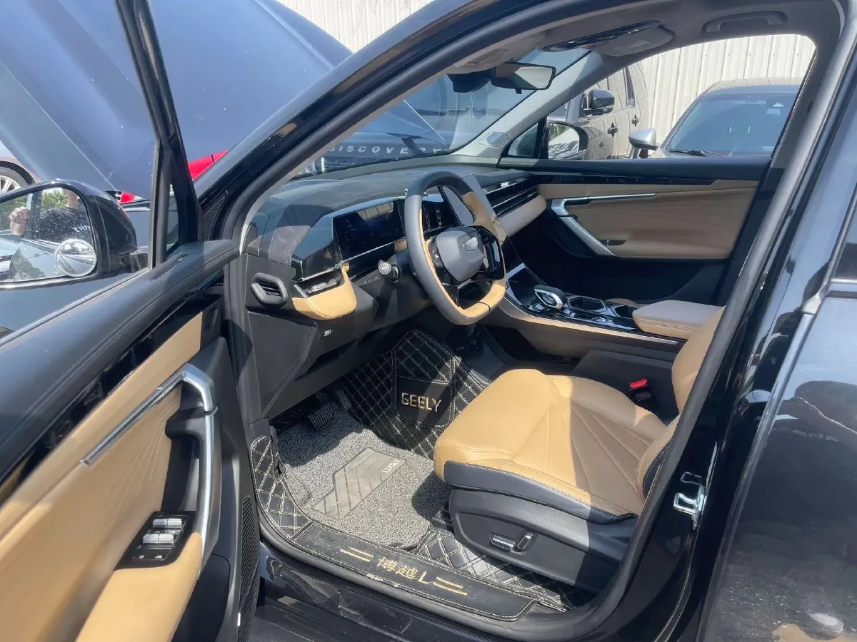 2023 Geely StarRay 1.5T 181HP L4 7DCT,autocango,china used car exporter,china ev exporter,chinese used car exporter,chinese used ev exporter