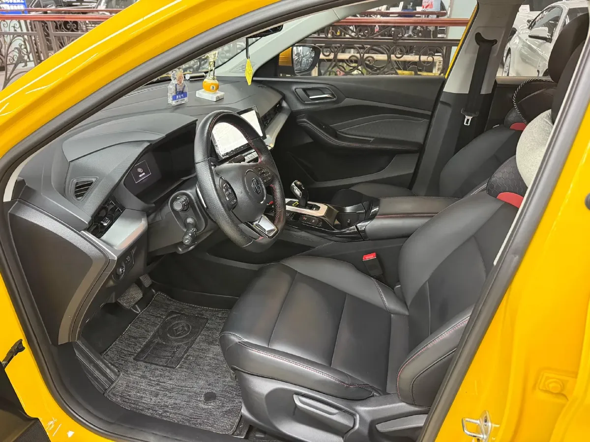 2021 MG 5 1.5T 173HP L4 7DCT,autocango,china used car exporter,china ev exporter,chinese used car exporter,chinese used ev exporter