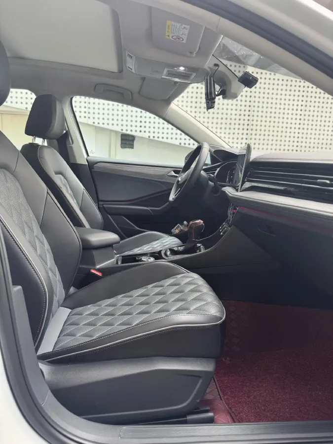 2023 Volkswagen Sagitar 1.5T 160HP L4 7DCT,autocango,china used car exporter,china ev exporter,chinese used car exporter,chinese used ev exporter