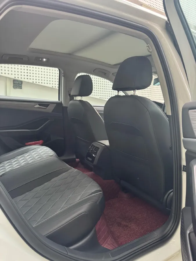 2023 Volkswagen Sagitar 1.5T 160HP L4 7DCT,autocango,china used car exporter,china ev exporter,chinese used car exporter,chinese used ev exporter