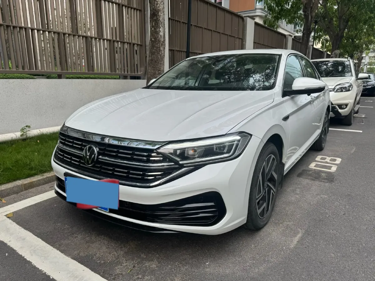 2023 Volkswagen Sagitar 1.5T 160HP L4 7DCT,autocango,china used car exporter,china ev exporter,chinese used car exporter,chinese used ev exporter