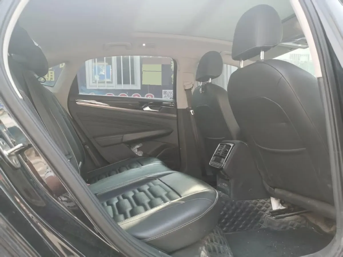 2019 Skoda Kodiak 2.0T 186HP L4 7DCT,autocango,china used car exporter,china ev exporter,chinese used car exporter,chinese used ev exporter