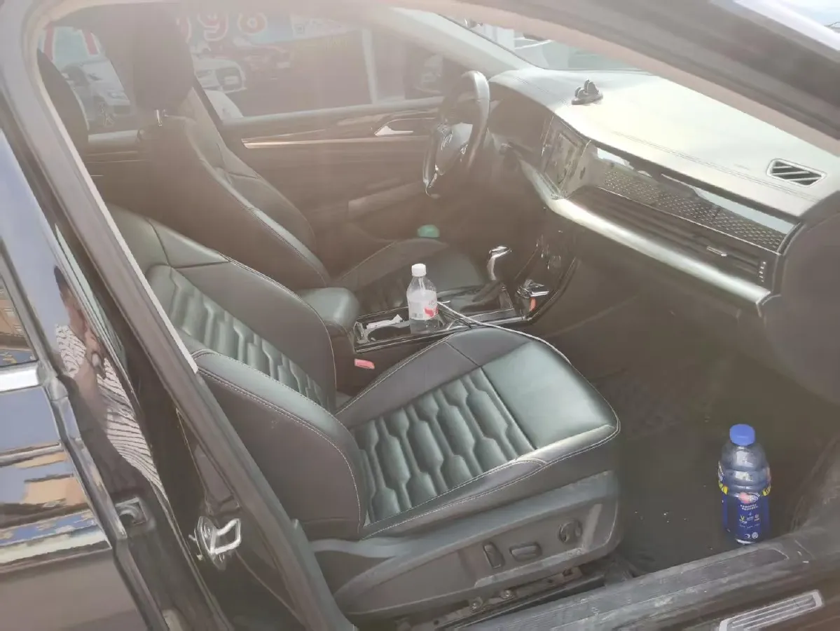 2019 Skoda Kodiak 2.0T 186HP L4 7DCT,autocango,china used car exporter,china ev exporter,chinese used car exporter,chinese used ev exporter